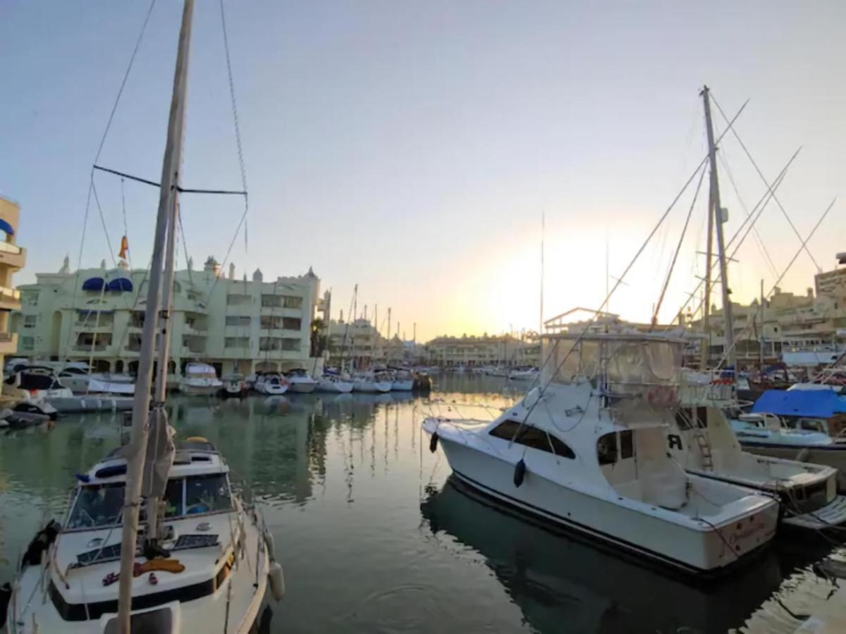 Benalmadena Beachfront Puerto Marina Sunrise 외부 사진